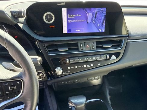 Used 2023 Lexus ES 350 F Sport w/ Accessory Package (Z2) image 28