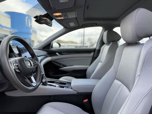 Used 2020 Honda Accord EX image 12