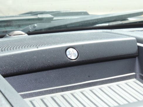 Used 2019 Ford F150 Raptor w/ Equipment Group 802A Luxury image 11