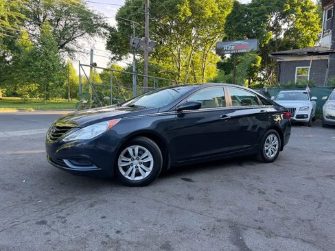 Used 2011 Hyundai Sonata GLS FWD image 6
