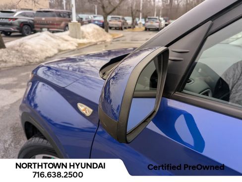 Certified 2023 Hyundai Venue SEL image 33