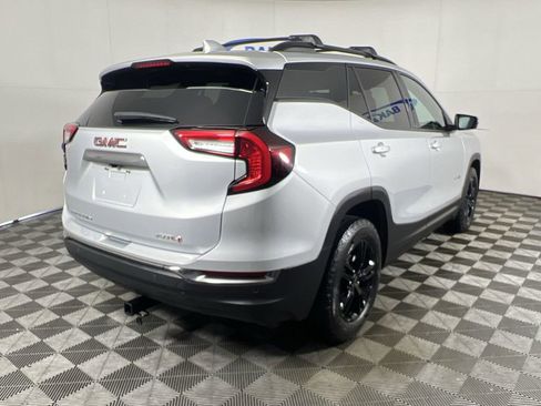Used 2022 GMC Terrain AT4 AWD/4WD image 9