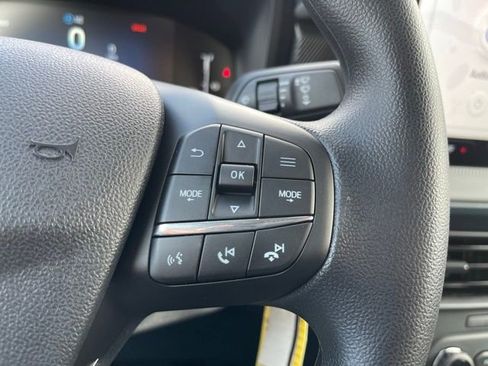 New 2025 Ford Maverick XL image 16