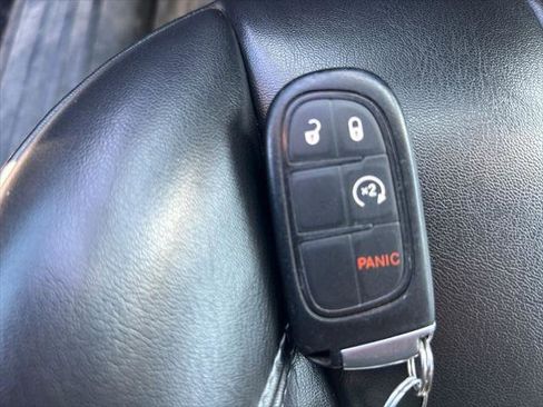 Certified 2021 Jeep Cherokee Latitude Plus w/ Mopar Interior Package AWD/4WD image 34