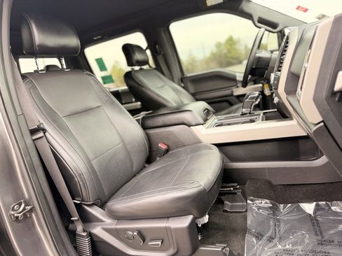 Used 2015 Ford F150 Lariat w/ Equipment Group 502A Luxury image 11