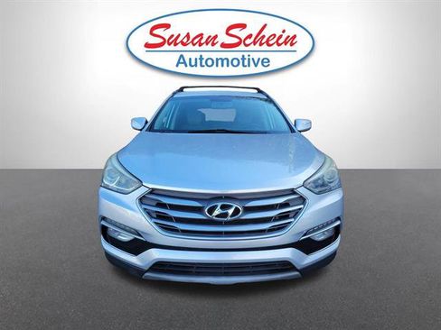 Used 2018 Hyundai Santa Fe Sport image 2