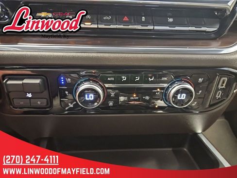 Used 2024 GMC Sierra 1500 SLT w/ SLT Premium Plus Package AWD/4WD image 27