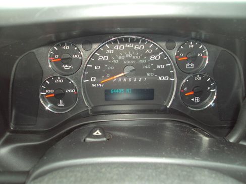 Used 2012 Chevrolet Express 1500 AWD image 21