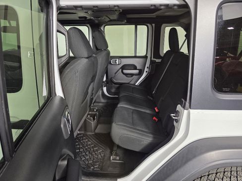 Used 2021 Jeep Wrangler Unlimited Sport AWD/4WD image 15