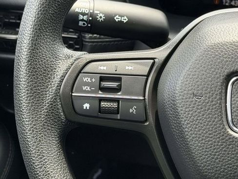 Certified 2026 Honda HR-V LX image 17
