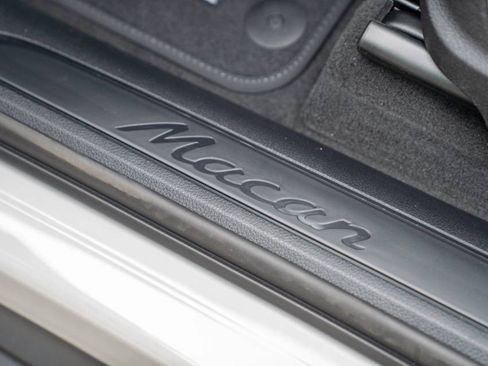 New 2026 Porsche Macan AWD/4WD image 13