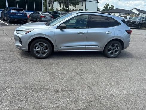 Used 2024 Ford Escape ST-Line AWD/4WD image 16