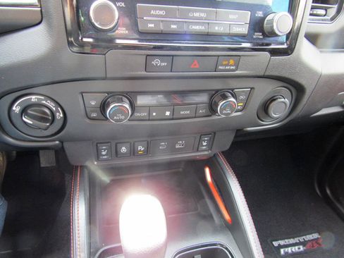 Used 2023 Nissan Frontier PRO-4X w/ Pro-4X Premium Package AWD/4WD image 33
