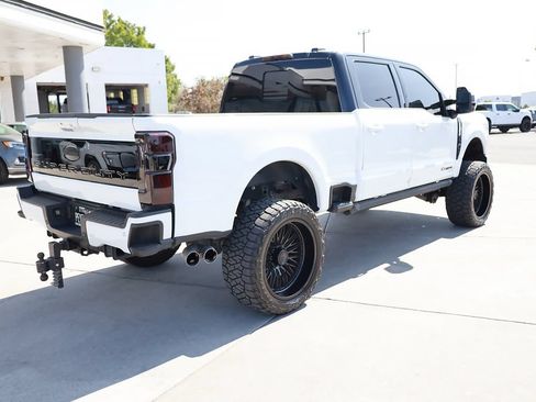 Used 2023 Ford F250 Lariat w/ Lariat Ultimate Package AWD/4WD image 6