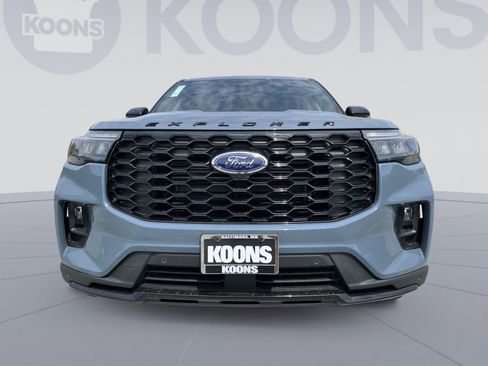 New 2026 Ford Explorer ST-Line w/ ST-Line Street Pack AWD/4WD image 11