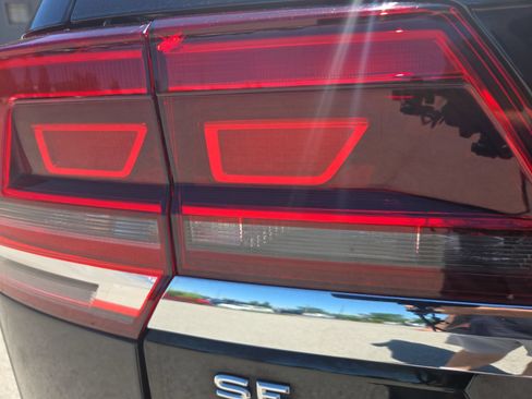 Used 2018 Volkswagen Atlas SE AWD/4WD image 13