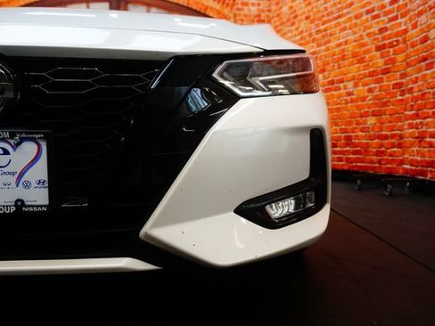 Certified 2023 Nissan Sentra SR w/ Midnight Edition Package FWD image 58