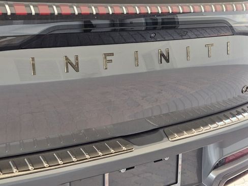New 2026 INFINITI QX80 Autograph AWD/4WD image 10