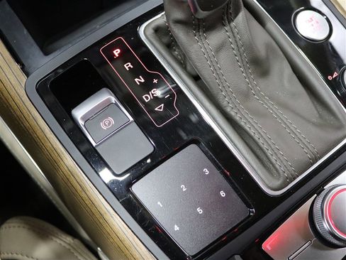 Used 2016 Audi A7 3.0T Prestige w/ Comfort Seating Package image 29