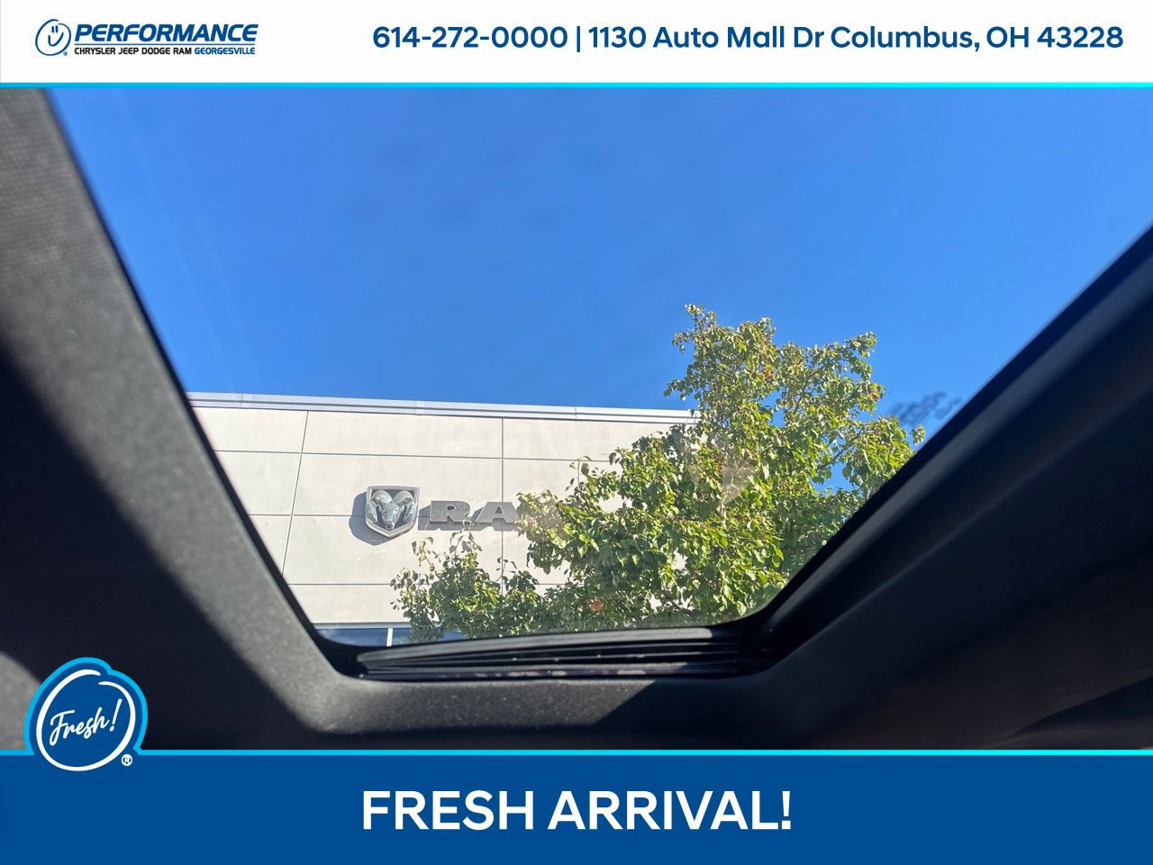 Used 2018 Ford Explorer XLT w/ Equipment Group 202A AWD/4WD image 25