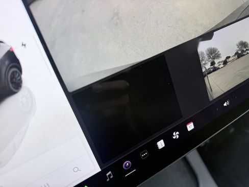 Used 2023 Tesla Model Y Performance image 62