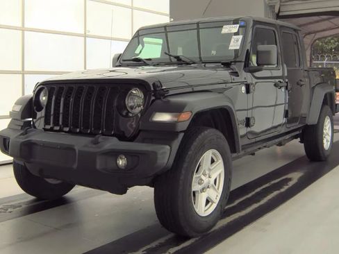 Used 2020 Jeep Gladiator Sport w/ Quick Order Package 24S AWD/4WD image 1