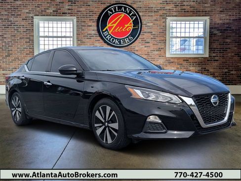 Used 2022 Nissan Altima 2.5 SV FWD image 1