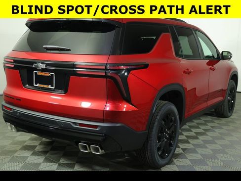 New 2026 Chevrolet Traverse LT w/ Midnight/Sport Edition AWD/4WD image 11