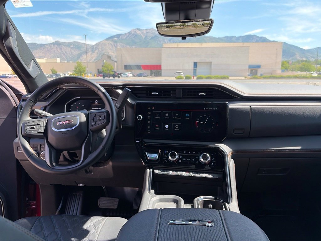 Used 2024 GMC Sierra 2500 AT4 w/ AT4 Premium Plus Package AWD/4WD image 28