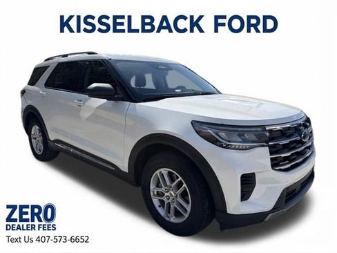 Used 2025 Ford Explorer Active RWD image 1