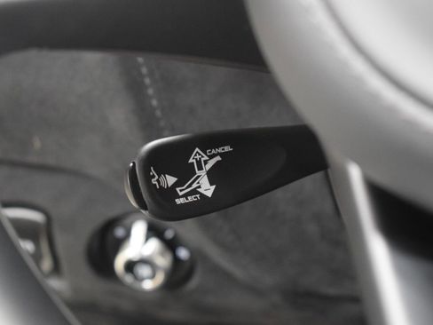 Used 2020 McLaren 720S Performance RWD image 25