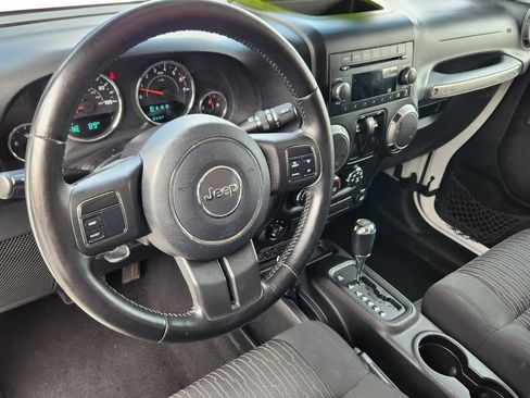Used 2011 Jeep Wrangler Sport AWD/4WD image 29