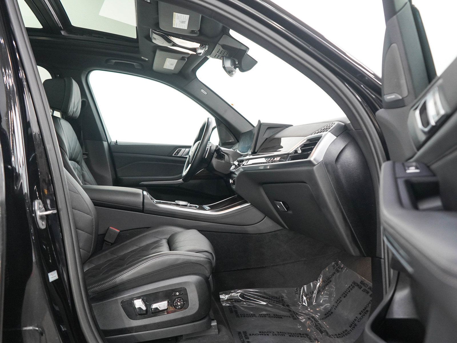 Used 2024 BMW X5 xDrive40i AWD/4WD image 11