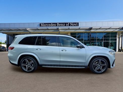Certified 2024 Mercedes-Benz GLS 450 4MATIC image 6