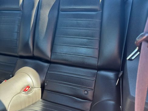 Used 2006 Ford Mustang GT Premium RWD image 37