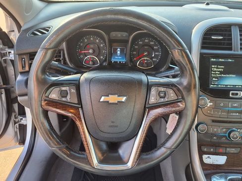 Used 2013 Chevrolet Malibu LT FWD image 13