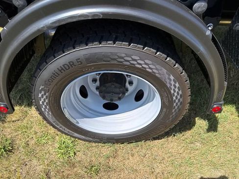 New 2026 Ford F550 4x4 Regular Cab Super Duty image 15