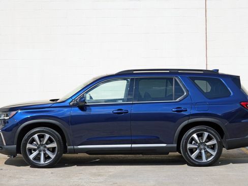 Used 2023 Honda Pilot Elite image 47