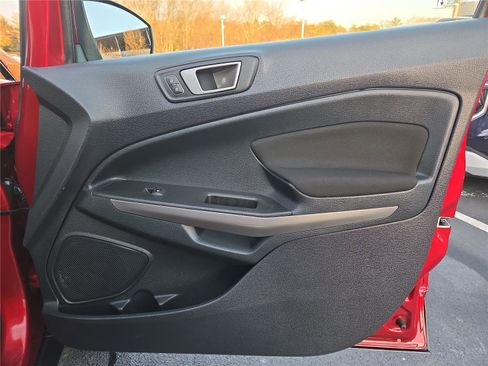 Used 2021 Ford EcoSport SE w/ SE Convenience Package image 28