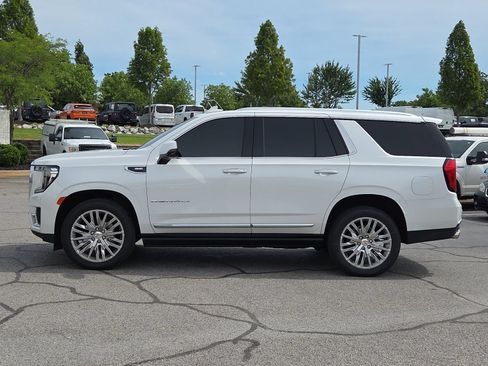 Certified 2023 GMC Yukon Denali AWD/4WD image 2