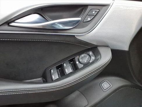 Used 2023 Cadillac CT5 Luxury w/ Sun And Sound Package image 28