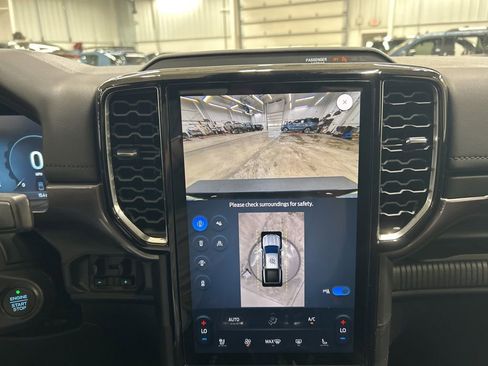 New 2025 Ford Ranger Lariat w/ Black Appearance Package image 20