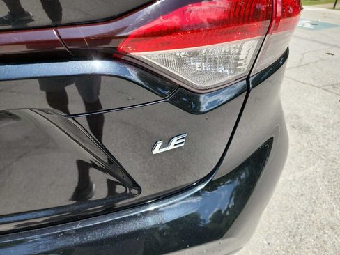Used 2022 Toyota Corolla LE FWD image 8