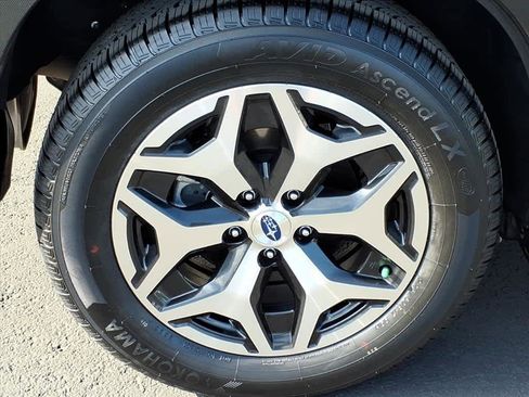 Certified 2023 Subaru Forester Premium image 10