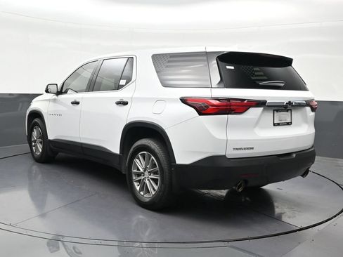 Used 2023 Chevrolet Traverse LS FWD image 3