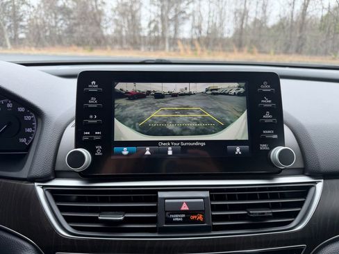 Used 2020 Honda Accord EX-L image 31