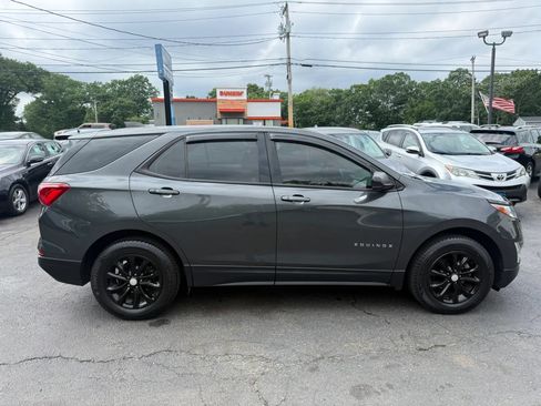 Used 2018 Chevrolet Equinox LS AWD/4WD image 8