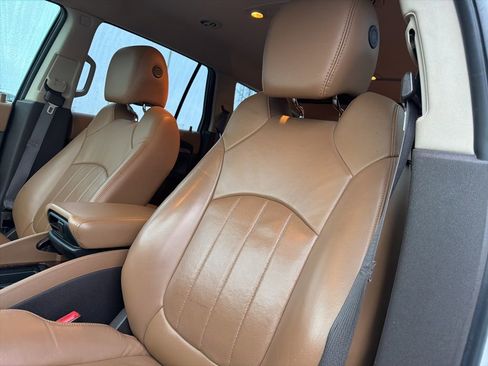 Used 2016 Buick Enclave Premium w/ Enclave Tuscan Edition image 19