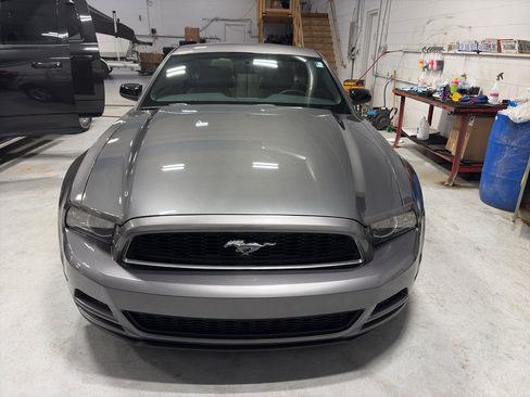 Used 2013 Ford Mustang Coupe w/ V6 Performance Pkg image 5