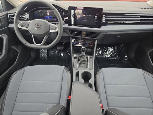 New 2026 Volkswagen Jetta SE image 12